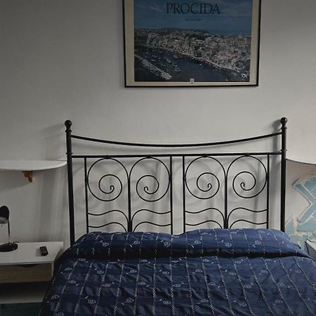 Piccolo Tirreno Hotel Residence Procida Exterior foto
