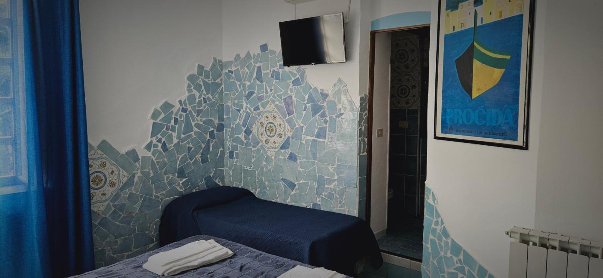 Piccolo Tirreno Hotel Residence Procida Exterior foto