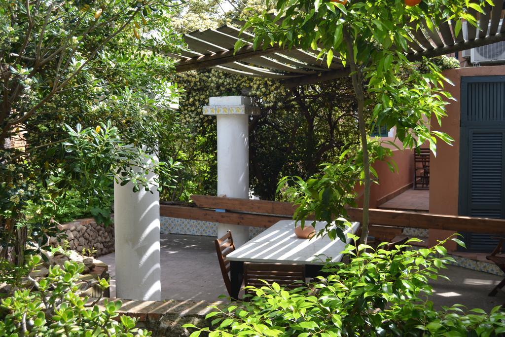 Piccolo Tirreno Hotel Residence Procida Exterior foto